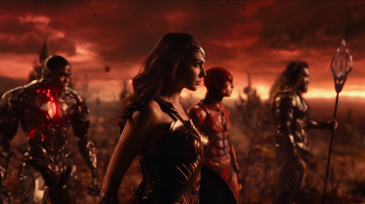 Gal Gadot, Ezra Miller, Jason Momoa oraz Ray Fischer w filmie