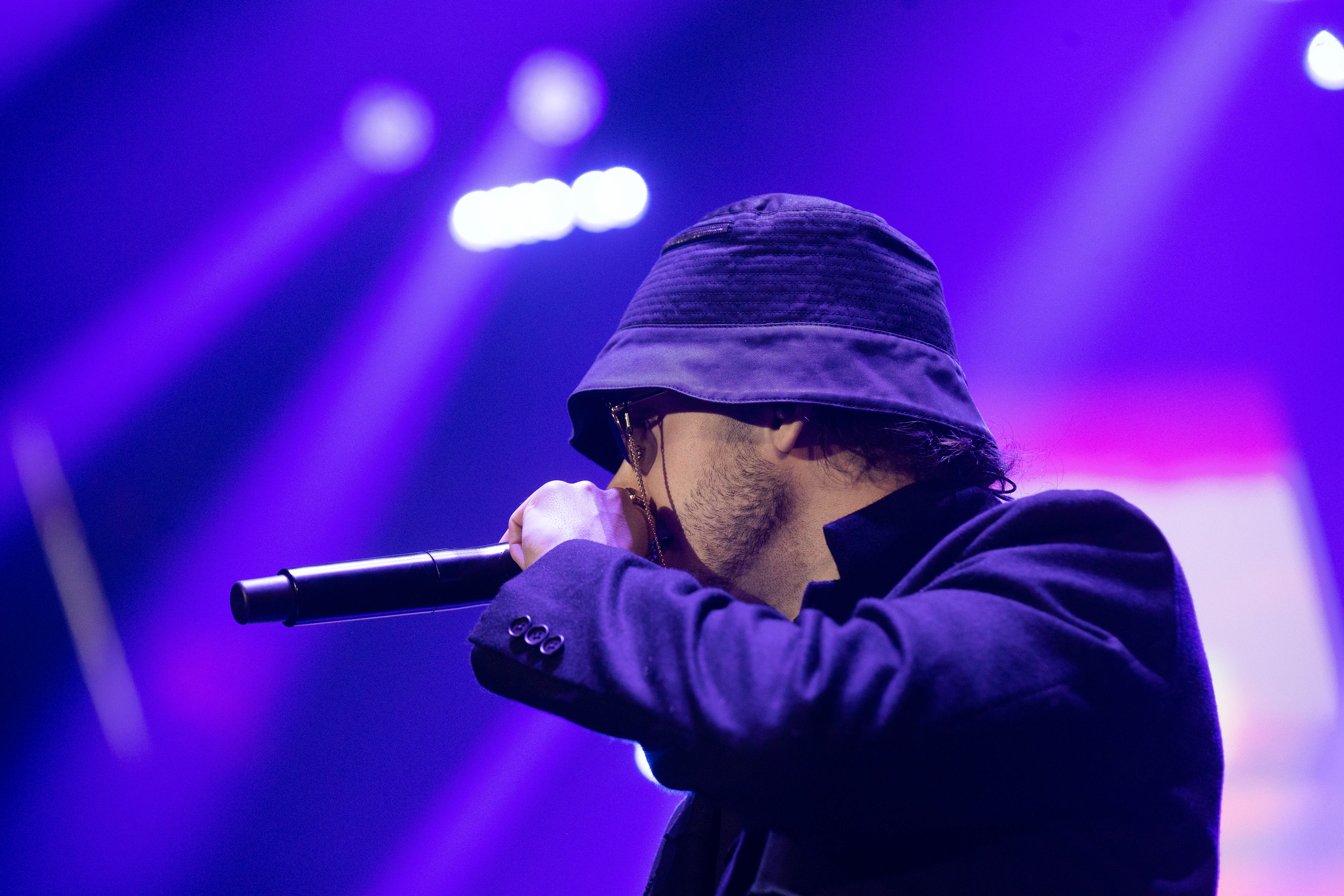 Orbán Viktornak szüksége van Azahriahra? - Nyíltan beleállt a kormányba, a miniszterelnök mégis reklámozza a saját oldalán