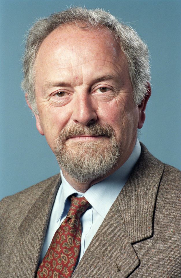 Po przekształceniu w 1972 r. firmy w spółkę akcyjną Ferdinand Alexander wycofał się wraz z innymi członkami rodziny z bieżącego zarządzania przedsiębiorstwem