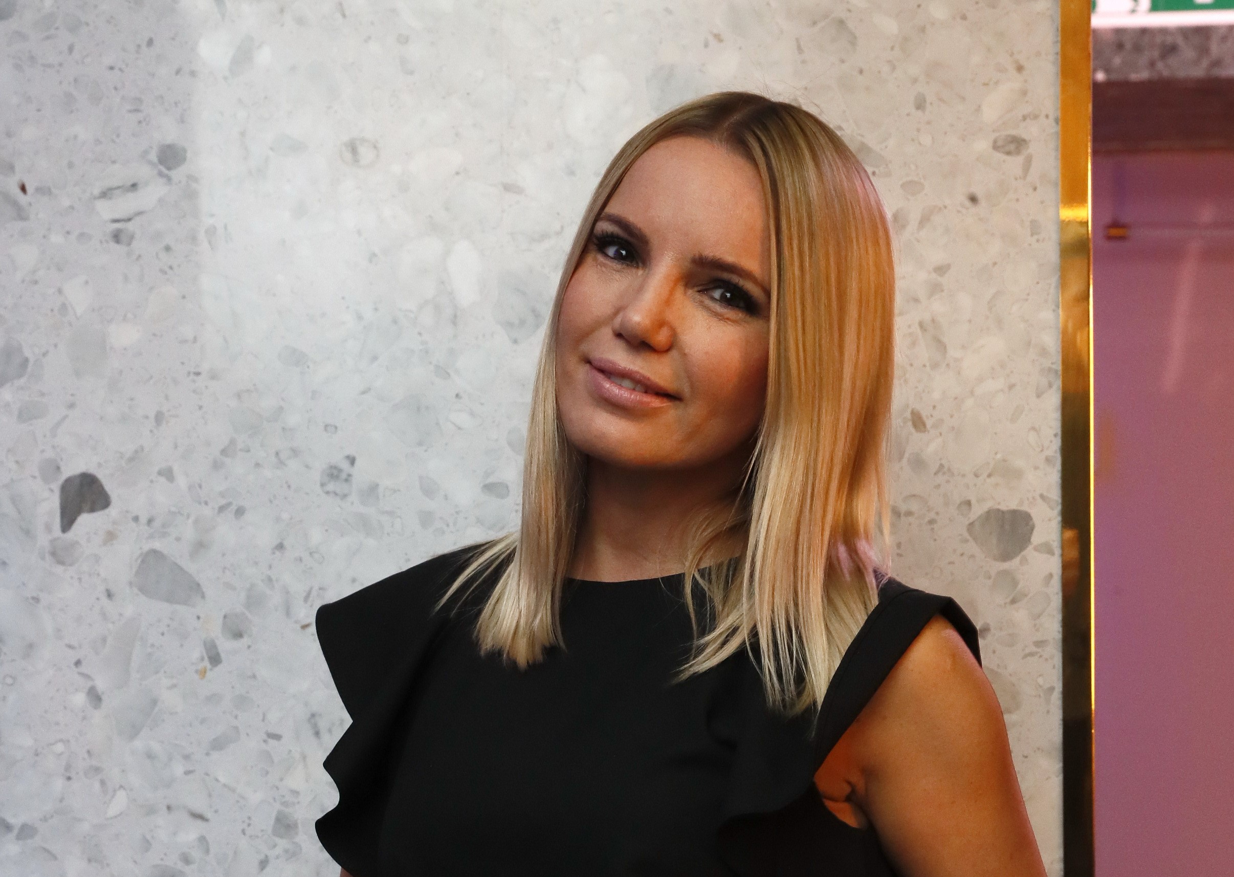 Béres Anett nem engedi el a témát, újra megszólalt a teaszeánszról: "Bekerülsz egy másik dimenzióba"