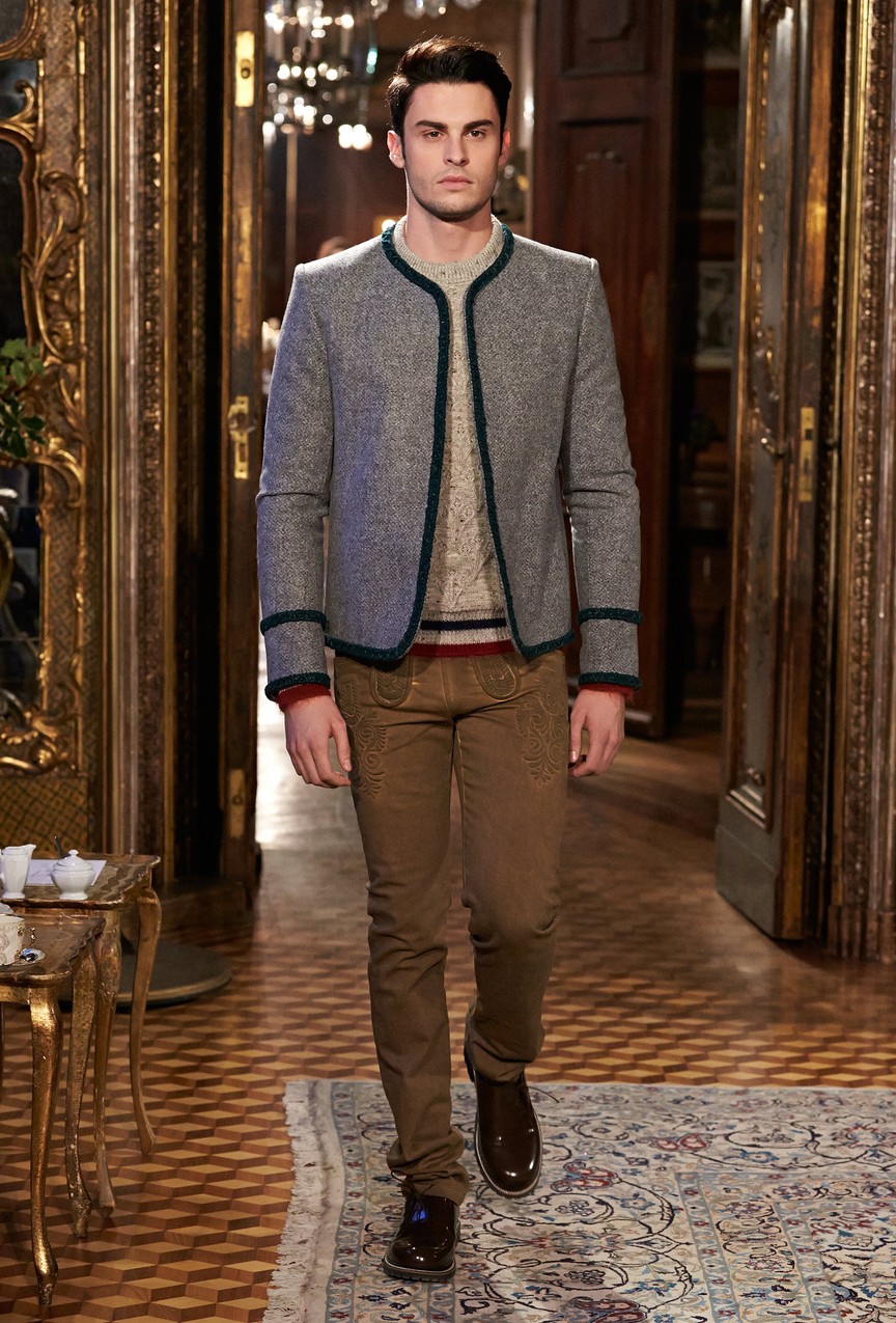 CHANEL