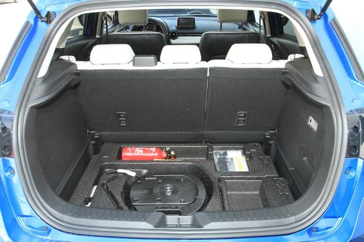Mazda CX3 1.5 SkyD Mały SUV za 100 000 zł Auto Świat
