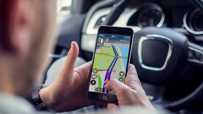 5 powodów, dla których warto wziąć nawigację na wakacje