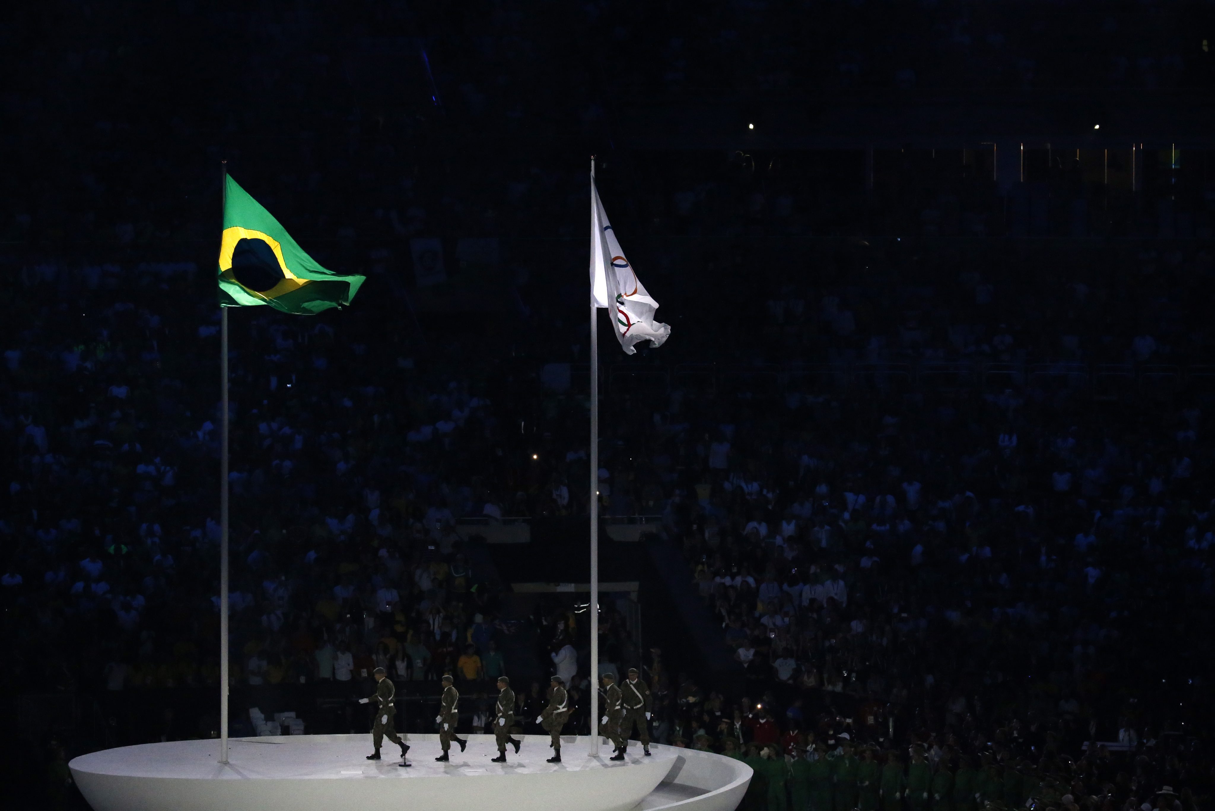 Igrzyska w Rio de Janeiro rozpoczęte. Znicz zapalił były maratończyk Vanderlei de Lima