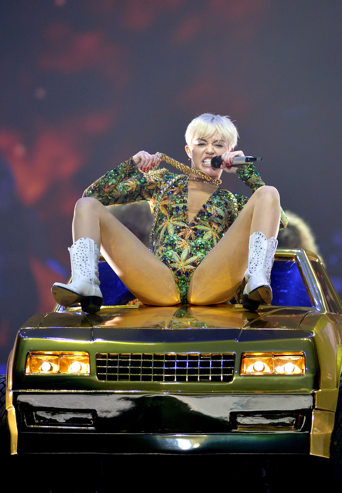 Głośno było o Miley Cyrus, gdy tylko ruszyła w trasę