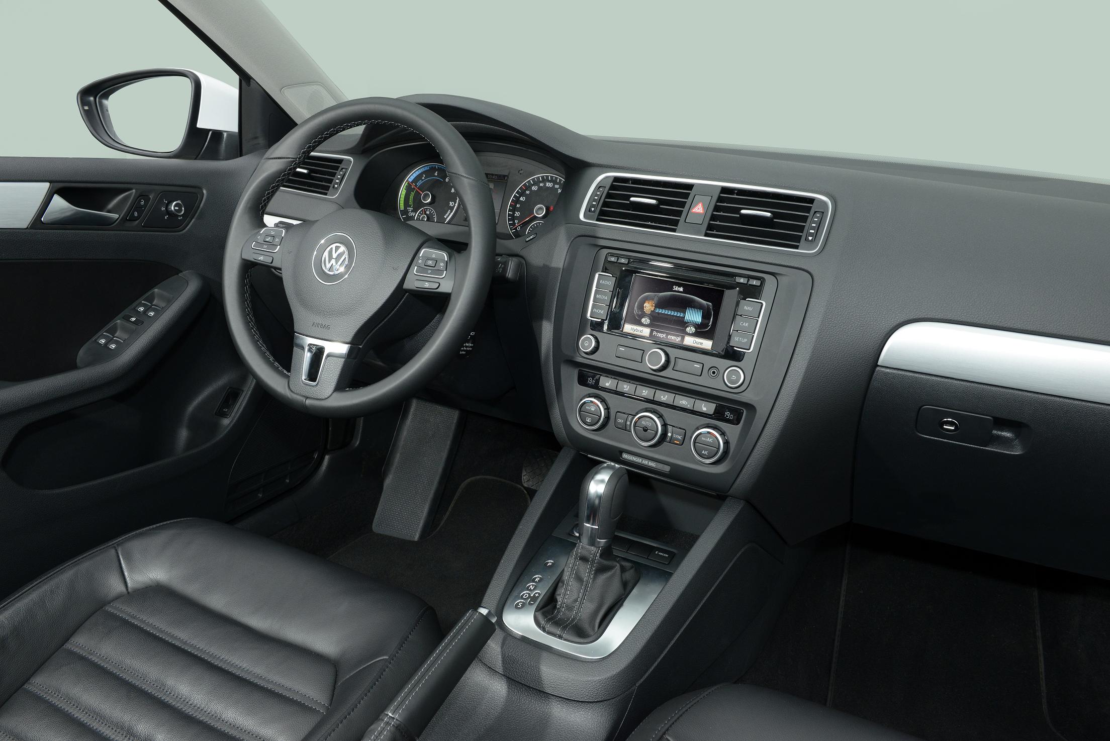 Volkswagen jetta hybrid