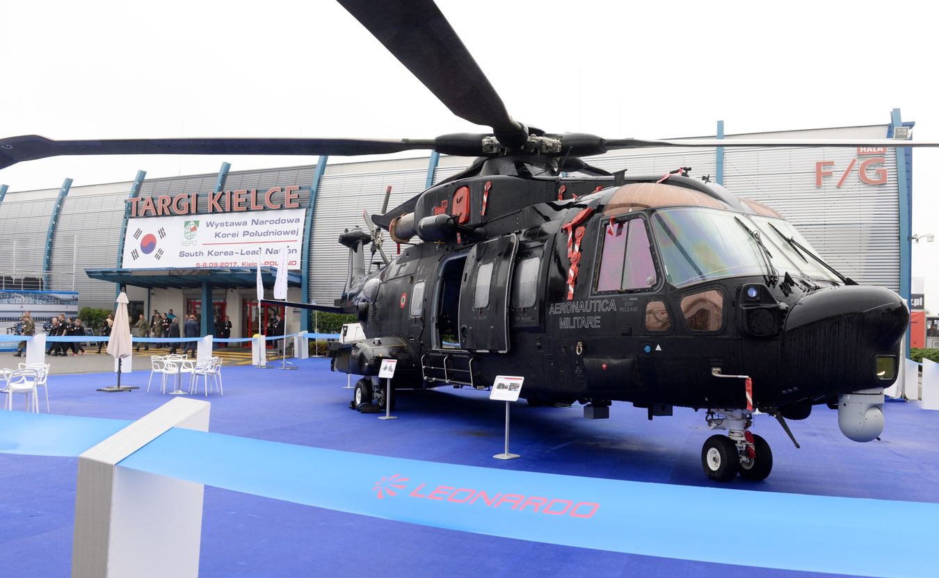 Śmigłowiec AW101 zaprezentowany podczas XXV Międzynarodowego Salonu Przemysłu Obronnego