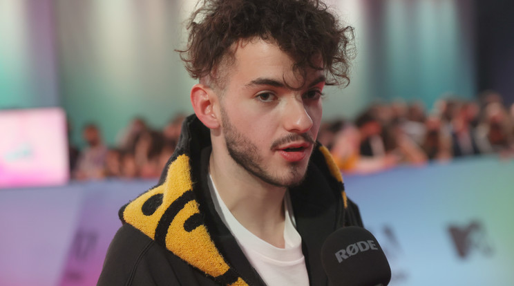 Itt a bejelentés: két hazai fesztiválon is fellép Azahriah