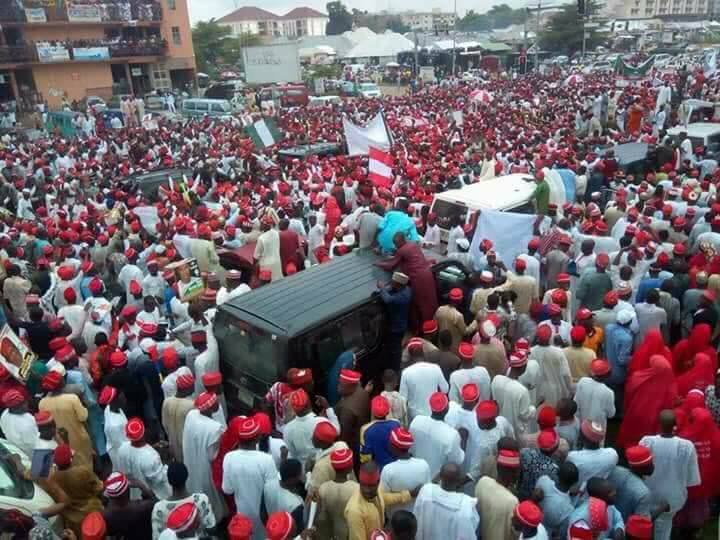 Women are reportedly the most injured following an attack on a motorcade conveying Senator Rabiu Kwankwaso of Kano State to a rally organied by the People's Democratic Party (PDP). [Daily  Nigerian]