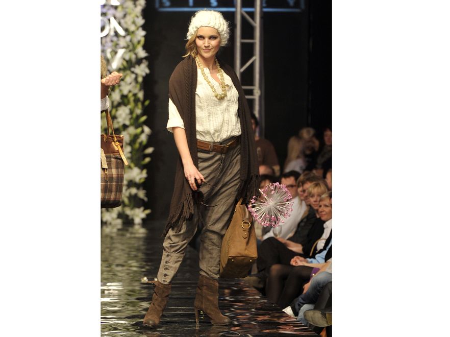 Dominika Figurska, pokaz Sisley