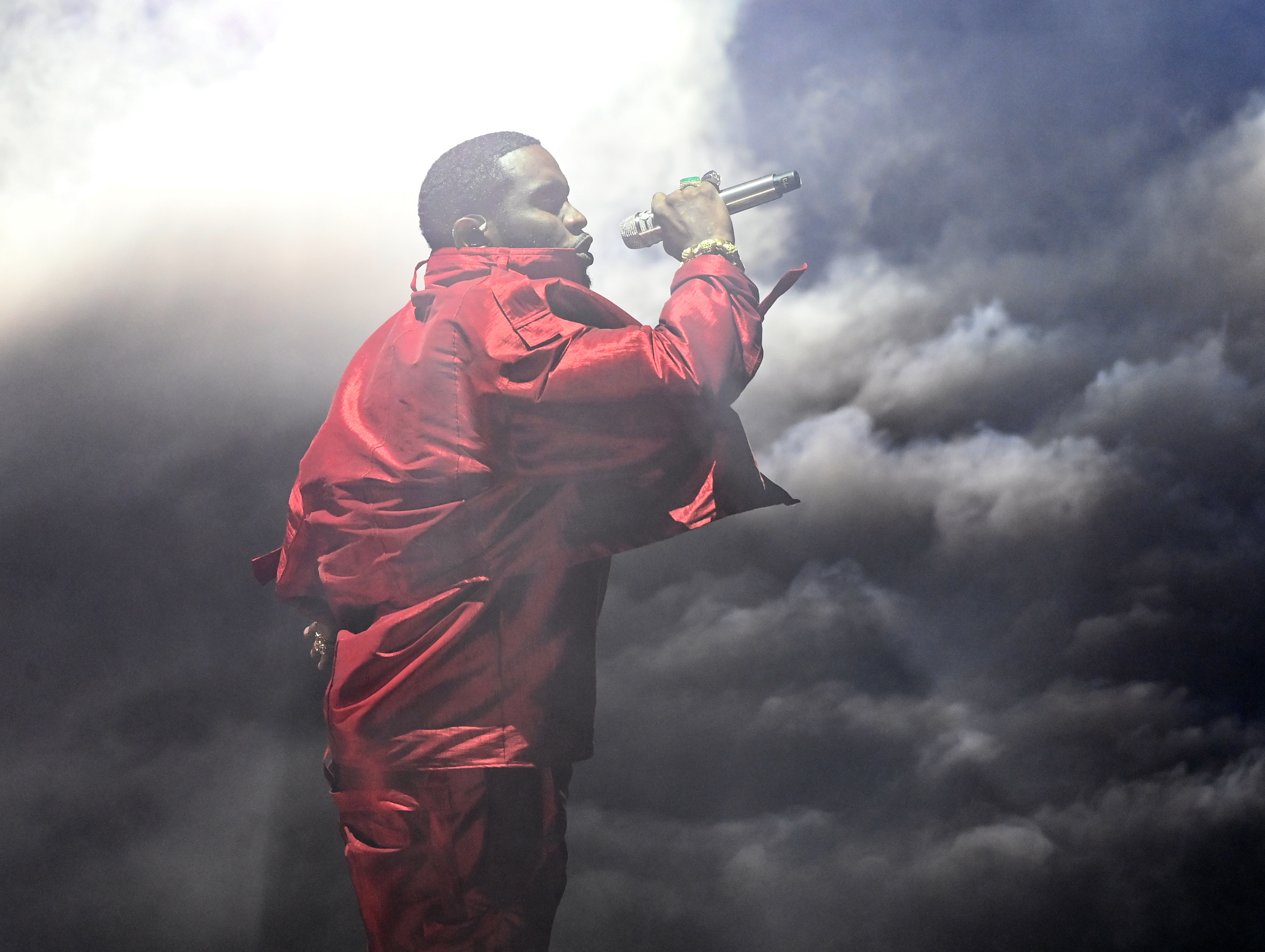 Volt barátnője nemi erőszakkal és bántalmazással vádolta meg P. Diddy-t