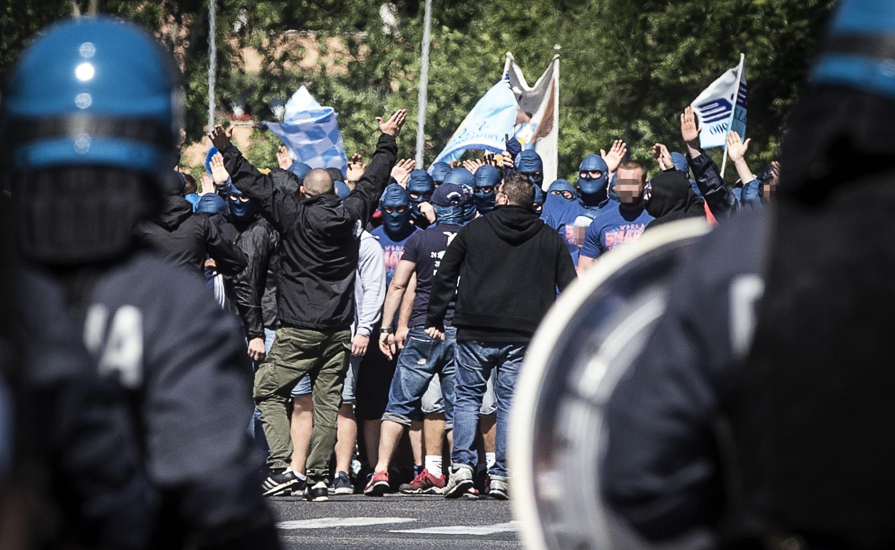 Swoją obecność zaznaczyła grupa kibiców krakowskiej Wisły, którzy przybyli wspierać zaprzyjaźnione Lazio.