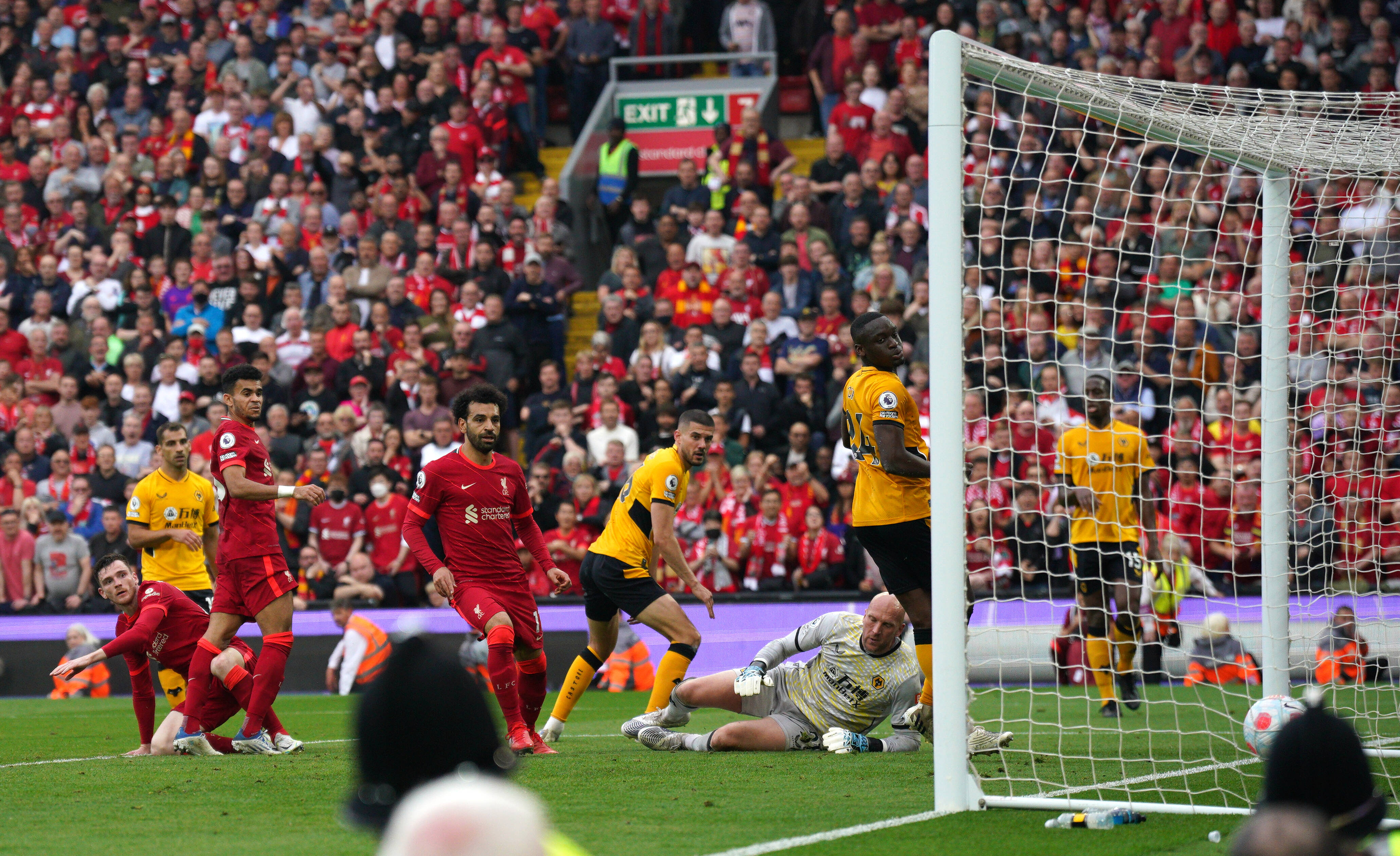 Liverpool narrowly fall short of Premier League title despite comfortable win