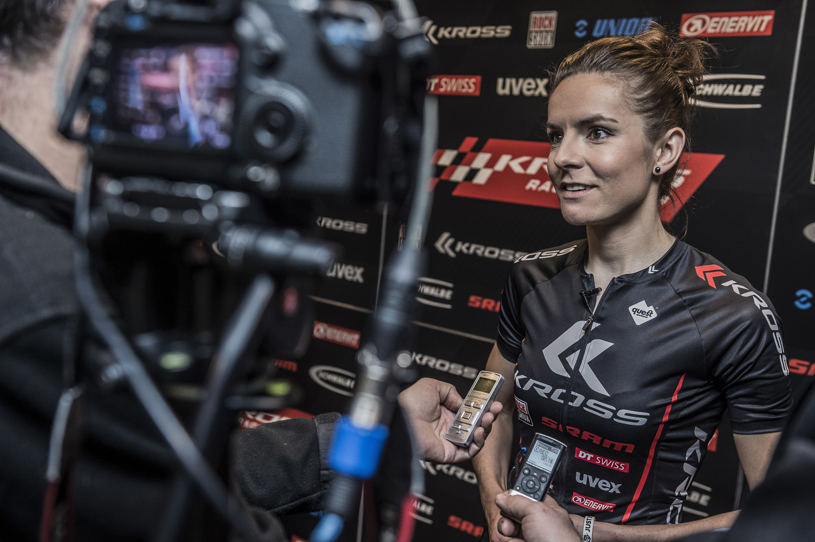 A co Pani myśli na temat Lance'a Armstronga? Dla Pani to wspaniały sportowiec, czy wielki oszust? Doping w kolarstwie jest czymś nieodzownym?