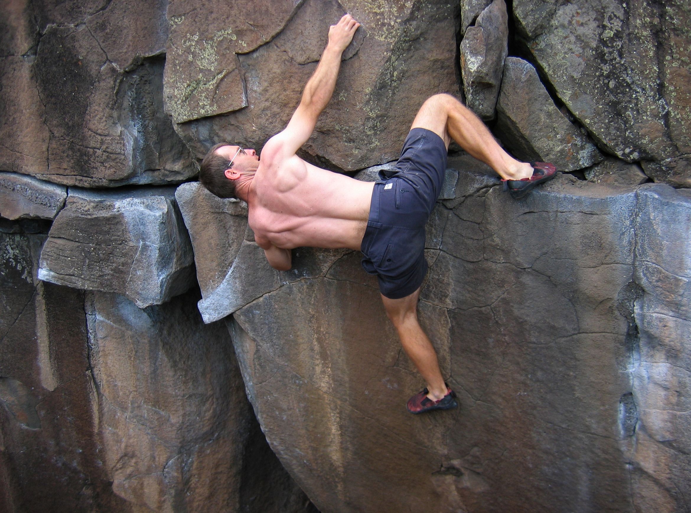 Free soloing