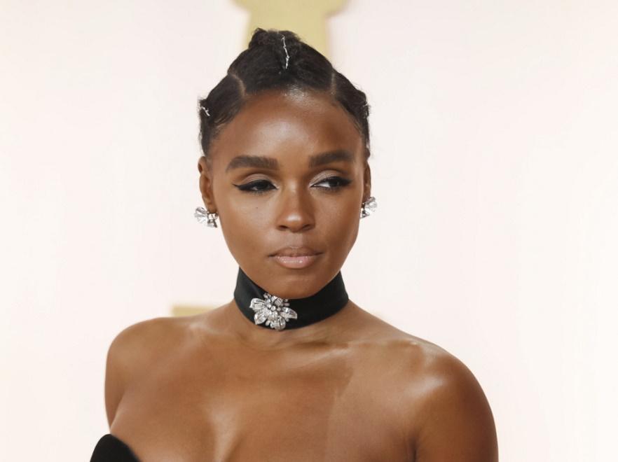 Janelle na gali Oscary 2023