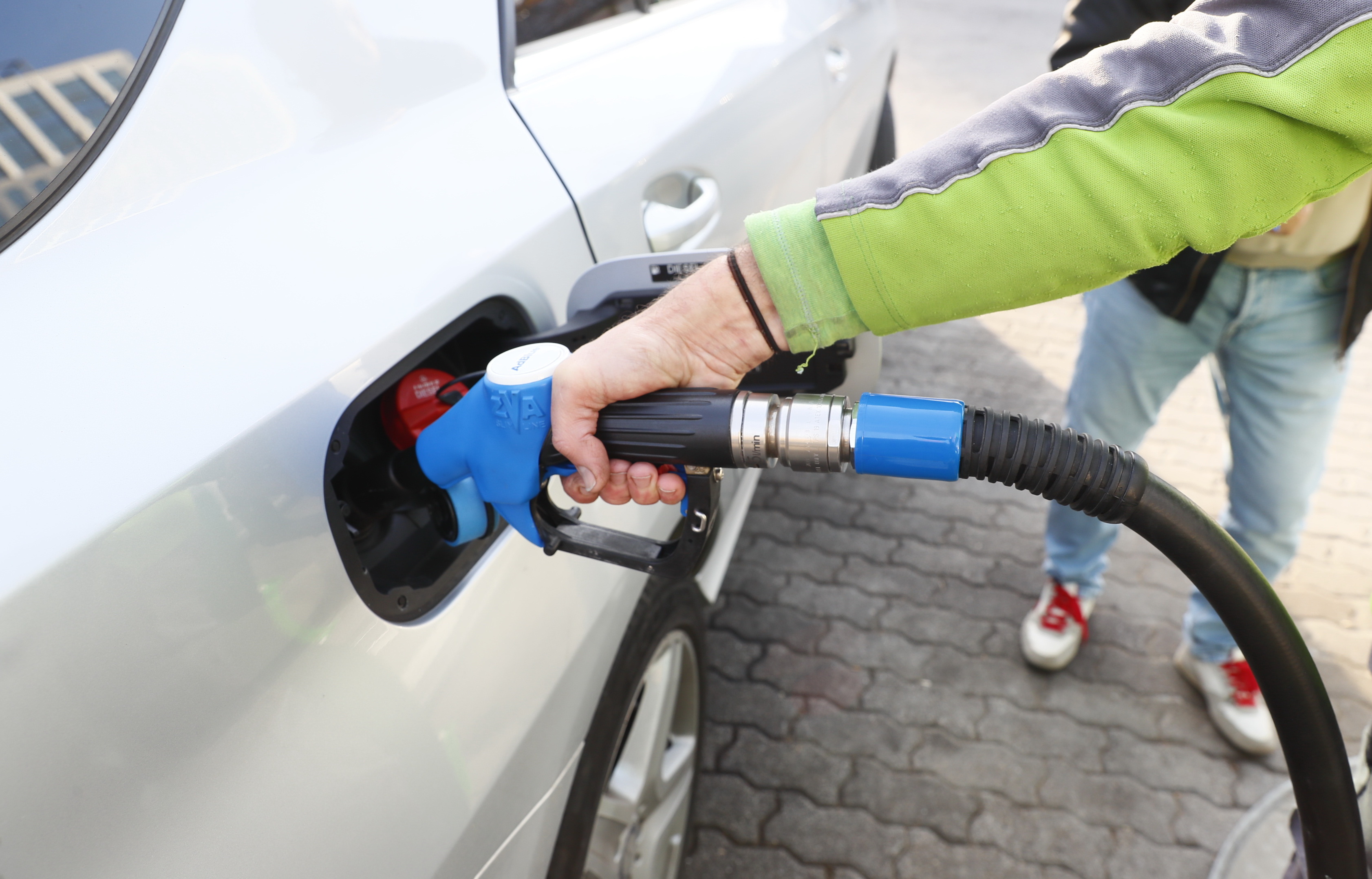 Újabb fontos döntés született a dízel- és benzinüzemű autók  tilalmáról