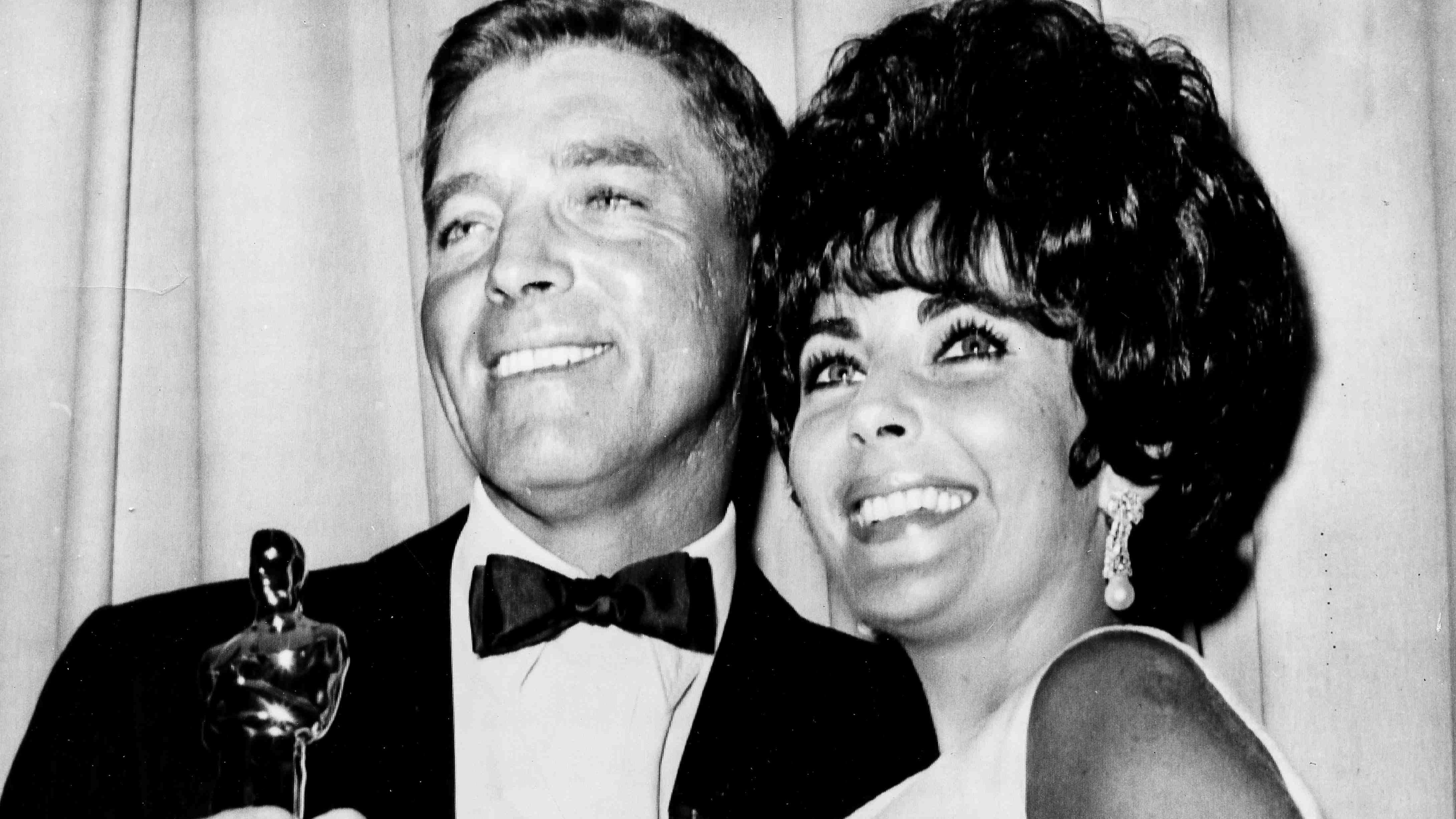 Emlékszik még Hollywood igazi kemény fickójára? A legszebb színésznők bolondultak érte, de borzalmak között érte a halál