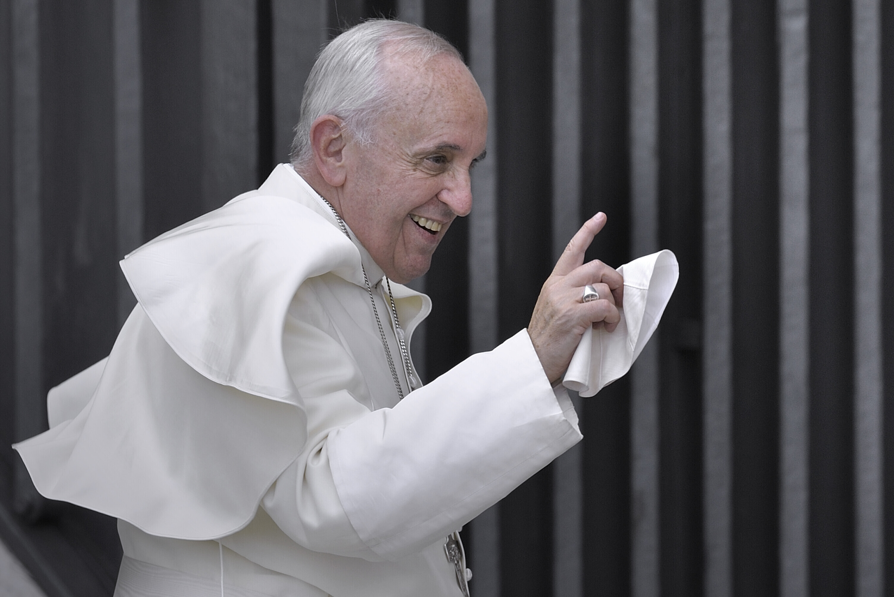 Ferenc pápát kikosarazta gyerekkori szerelme, ezért lett pap - Blikk