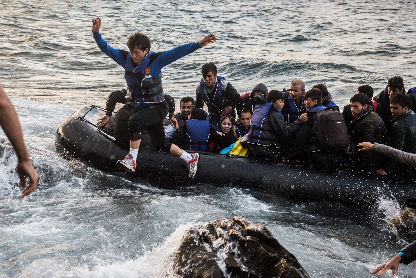 Uchodźcy z Afganistanu u wybrzeży wyspy Lesbos