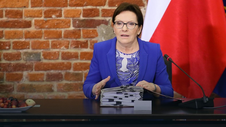 Kopaczowo-dopalaczowa hipokryzja