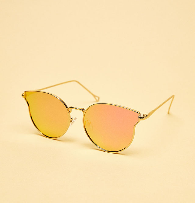 Hiperolcsó! 10 sikkes napszemüveg 5000 forint alatt - Glamour