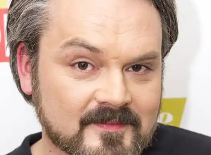 Pár órával a halála előtt még  látták, ahogy jó hangulatban sétálgatott a fiatalon meghalt popsztár