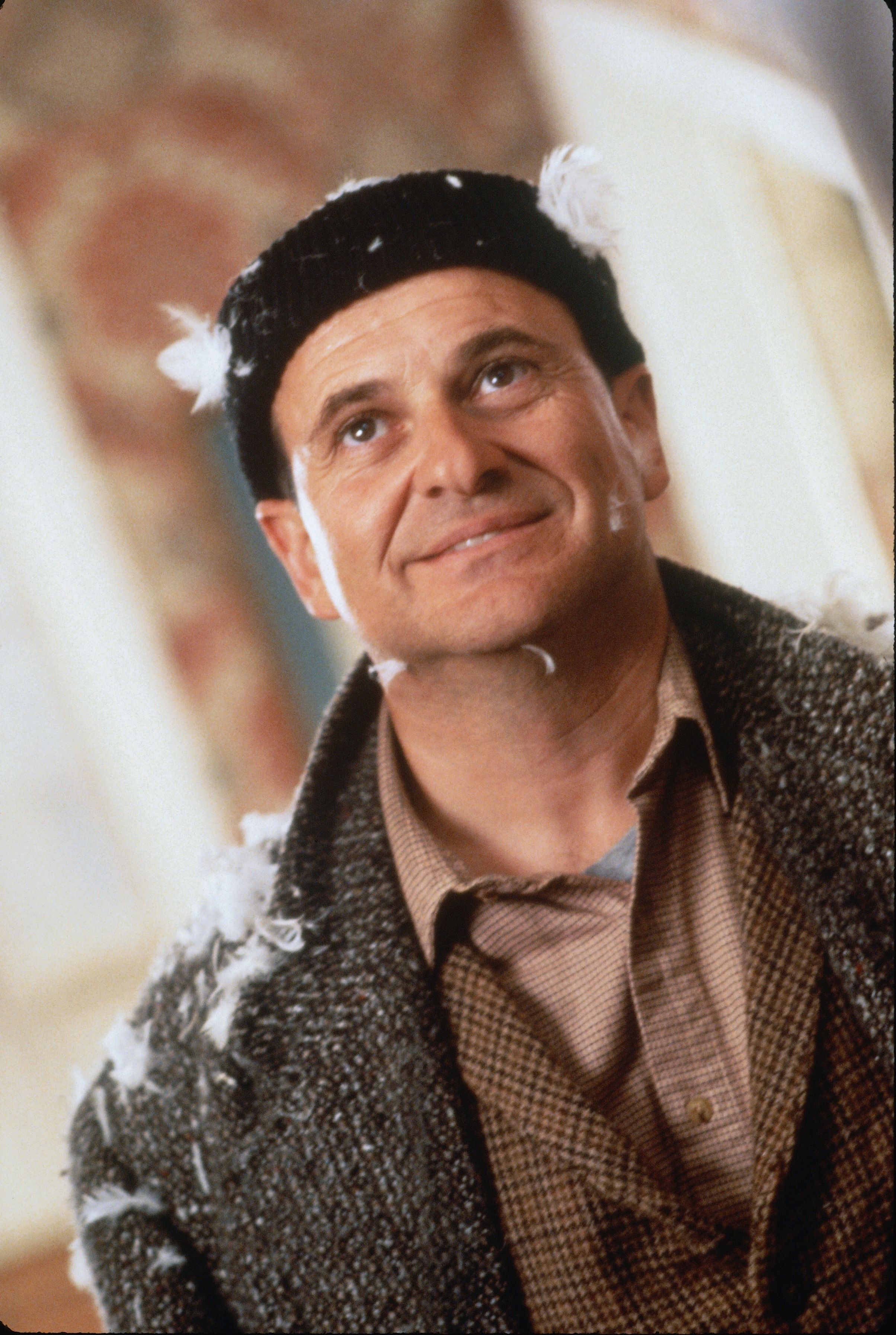 Joe Pesci w czasie zdjęć do filmu ciągle zapominał, że gra w filmie familijnym, używając niecenzuralnego angielskiego słowa na