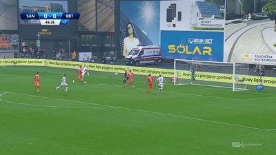 Sandecja - Bruk-Bet (0:0): Trochim milimetry od pięknego gola! 28-latek efektownie minął obrońcę, ale huknął w poprzeczkę
