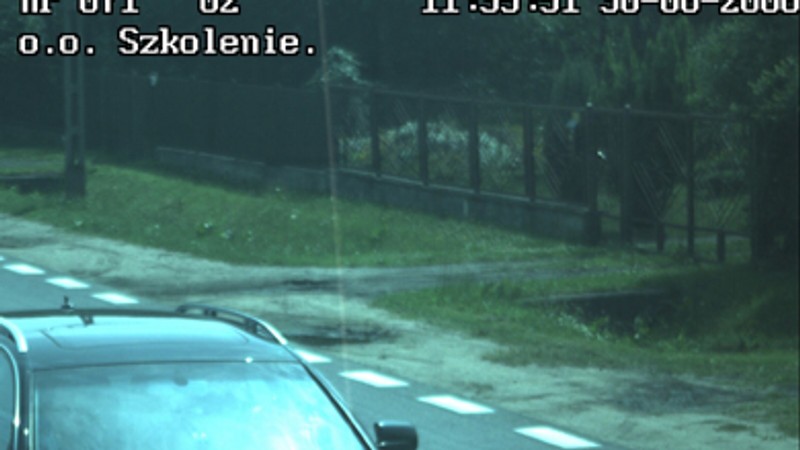 Zdjęcie z fotoradaru! Radzimy co robić gdy nie widać twarzy kierowcy