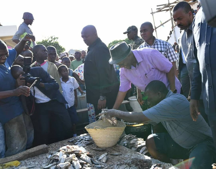 President Magufuli's day out at the market, (the star)