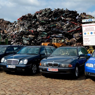 BMW serii 5 kontra Audi A6, Mercedes klasy E i Volvo 960 - które używane kombi będzie lepszym wyborem?