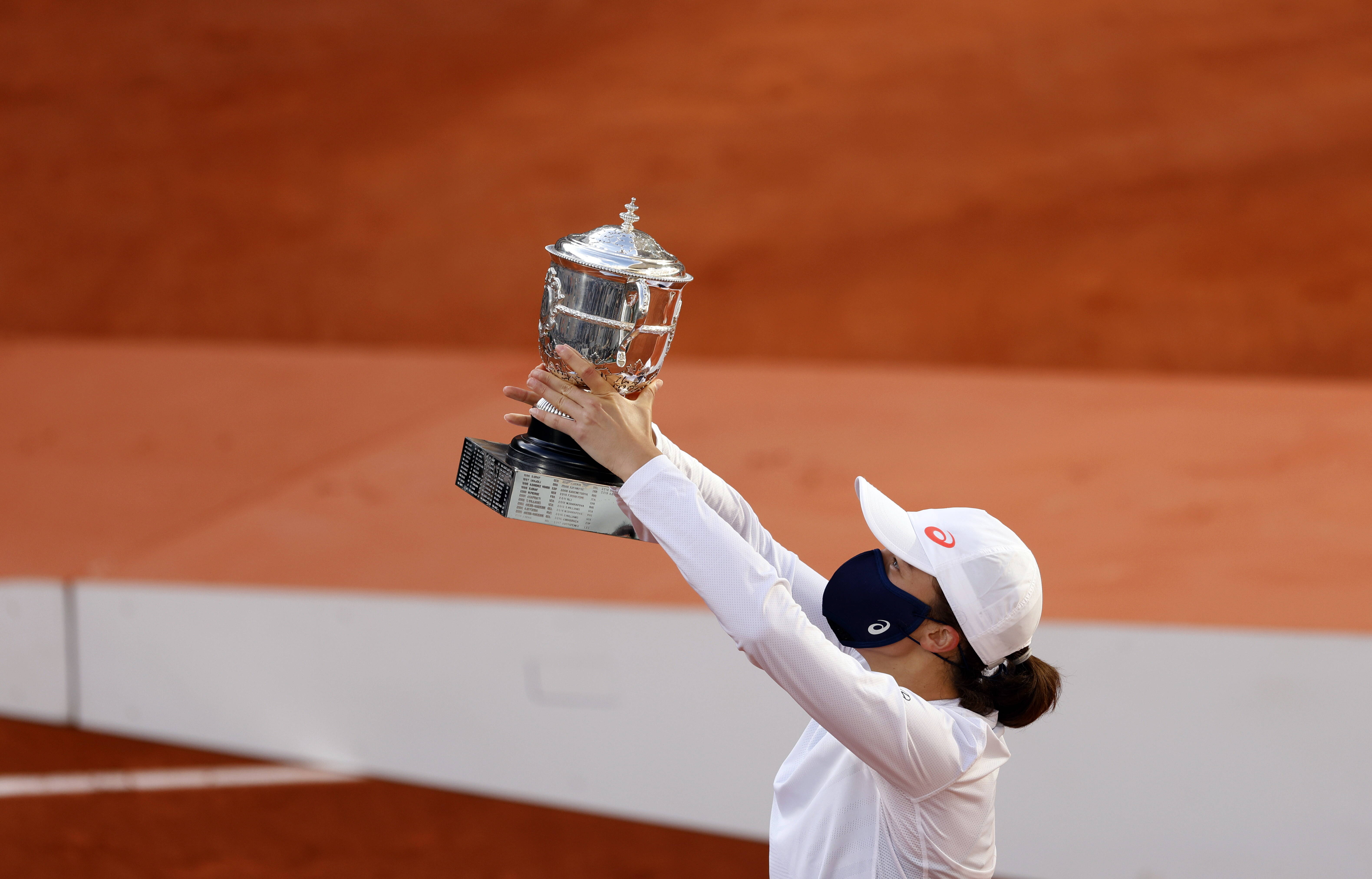 Iga Świątek wygrała finał French Open na kortach Rolanda Garrosa