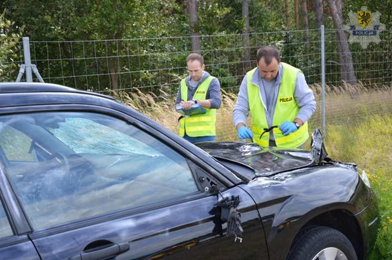 policja złodziej ukradł samochód z dzieckiem w środku