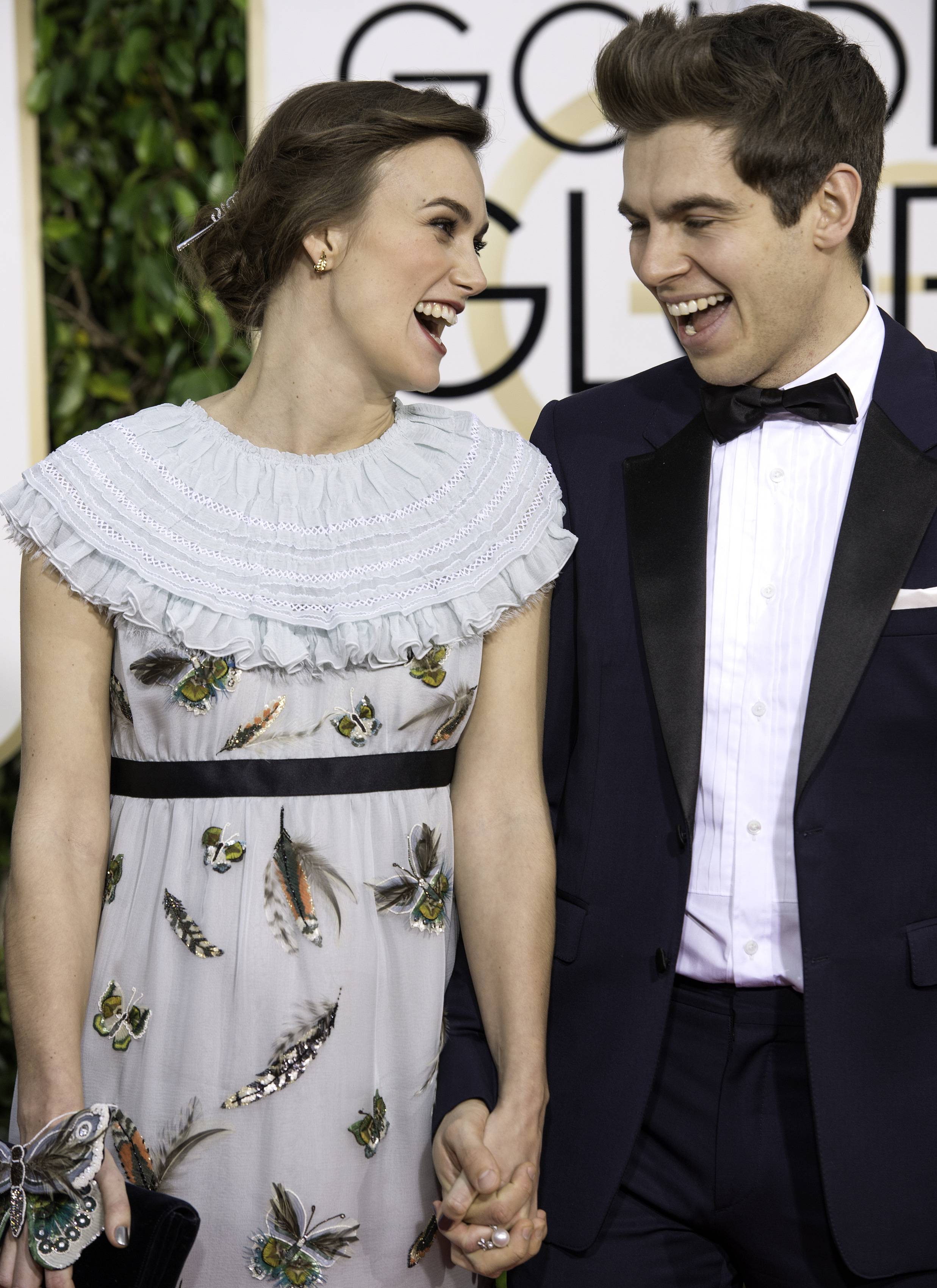 Keira Knightley i jej mąż James Righton na gali Złotych Globów