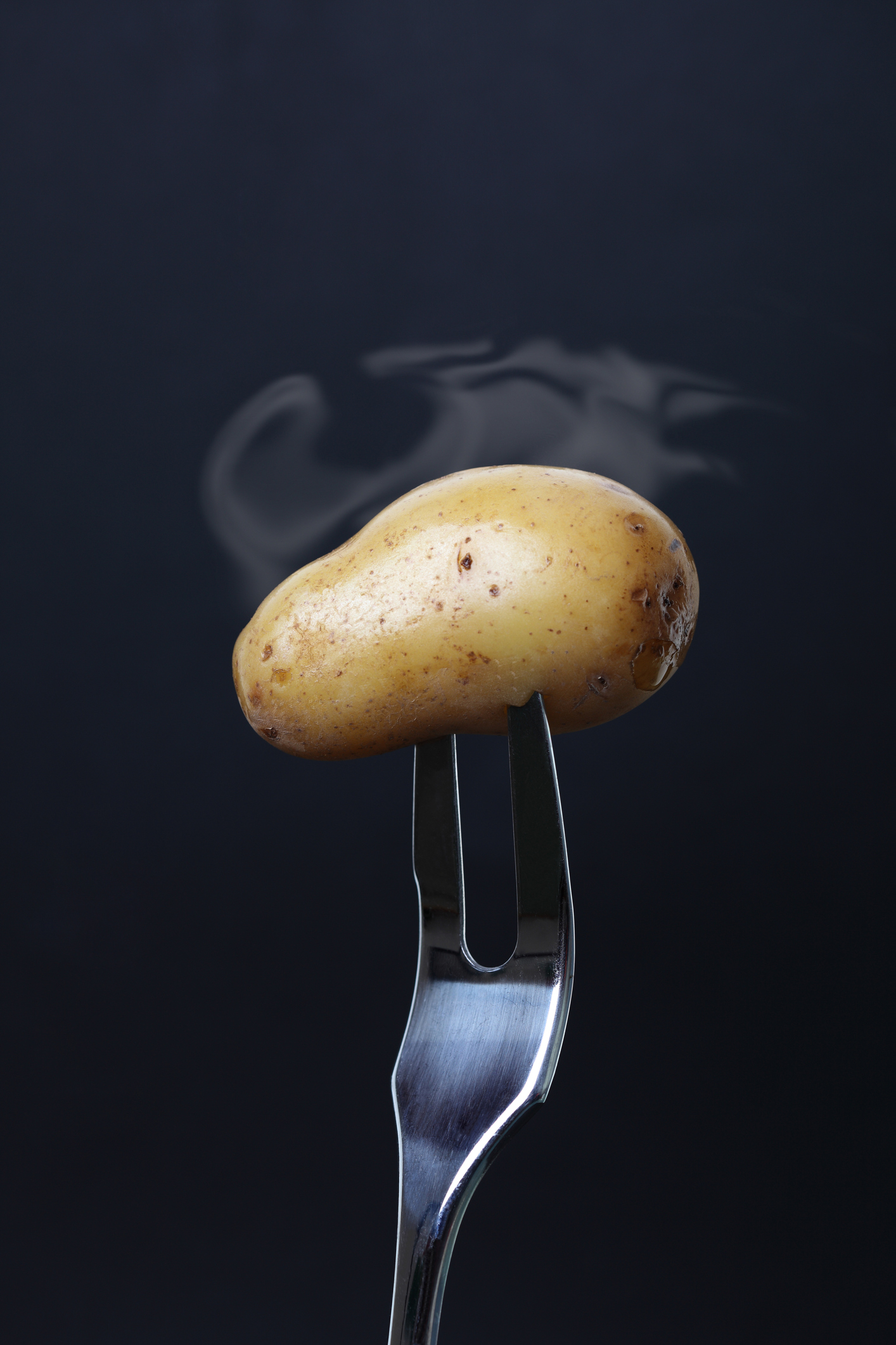 Inhalacja z ziemniaków na kaszel - domowy sposób na kaszel, katar i  infekcje | Ofeminin