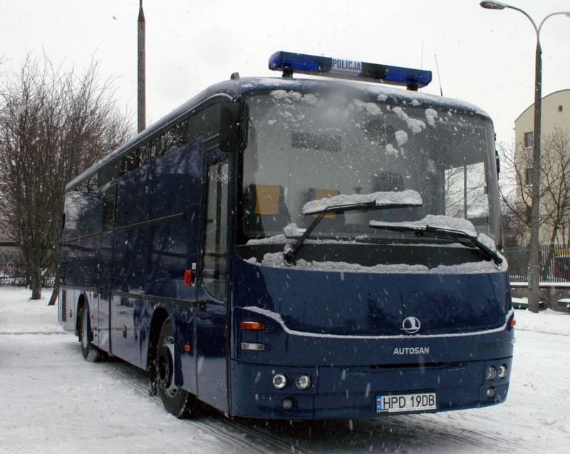 Autosan autobus lider policja