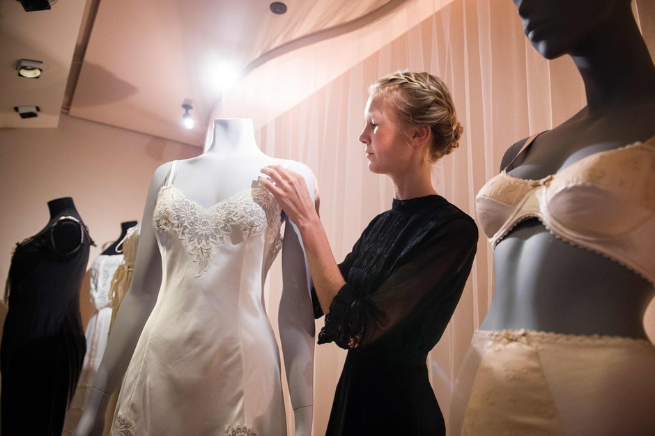 Undressed, V&A Museum