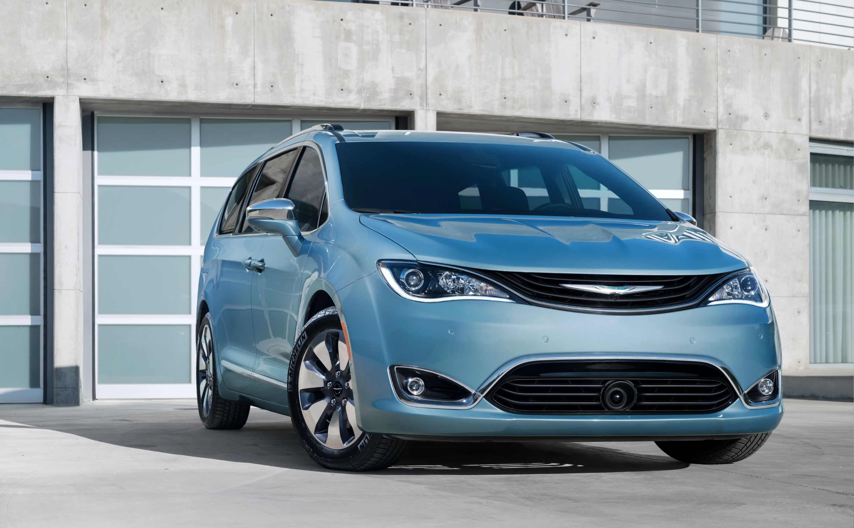 Chrysler pacifica