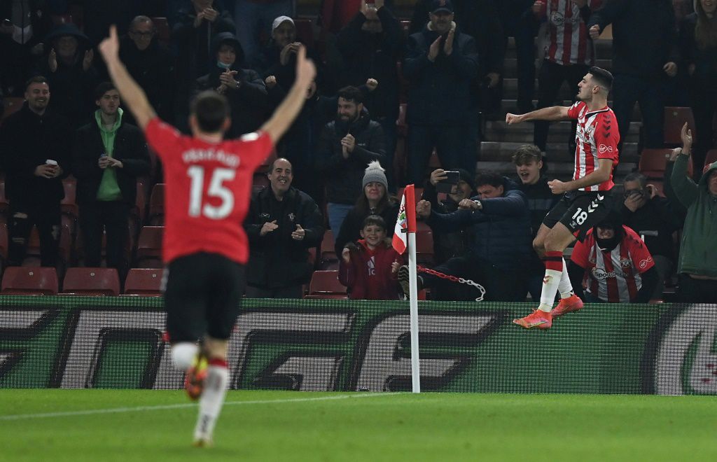 Southampton mark new era by thrashing Brentford