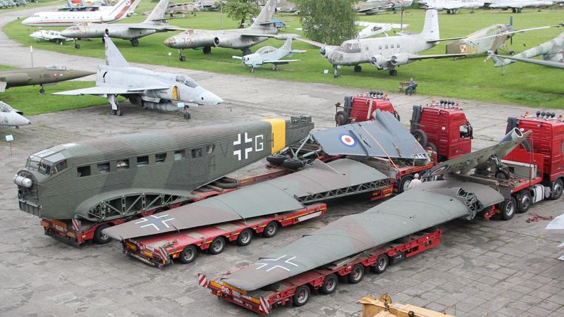 ju52 w muzeum lotnictwa w krakowie.