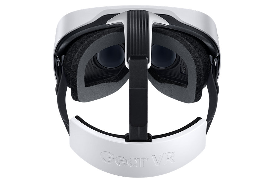 Oto pomysł Samsunga na wirtualną rzeczywistość ze smartfona. Gear VR wykorzystuje moc serii Galaxy S, by zapewnić każdemu prawdziwy system VR. Z urządzenia trzeba jednak korzystać z domu, bo bez ładowarki, bateria błyskawicznie topnieje.