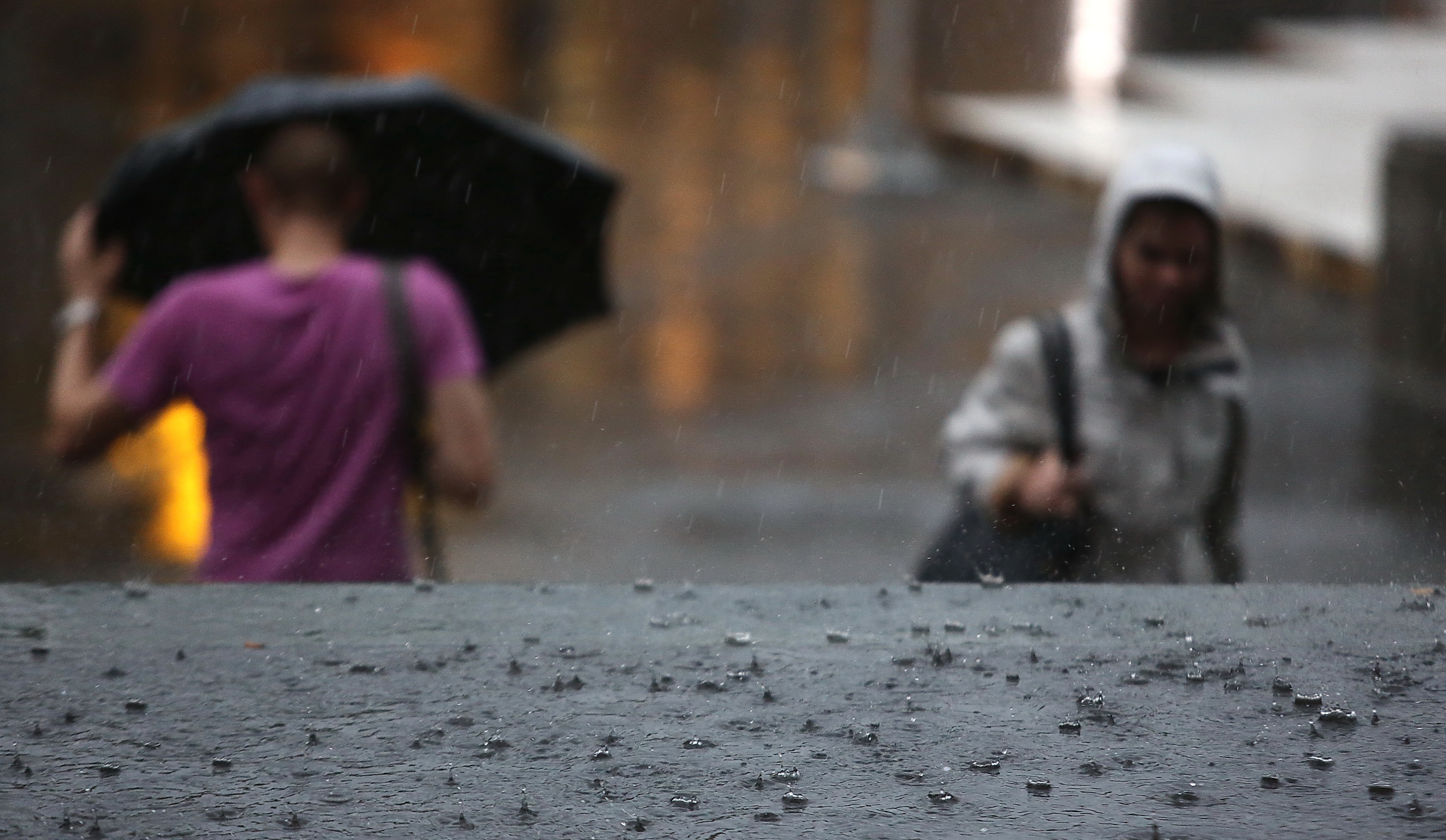 Brutális lehűléssel érkezett meg a vihar Magyarországra – videók