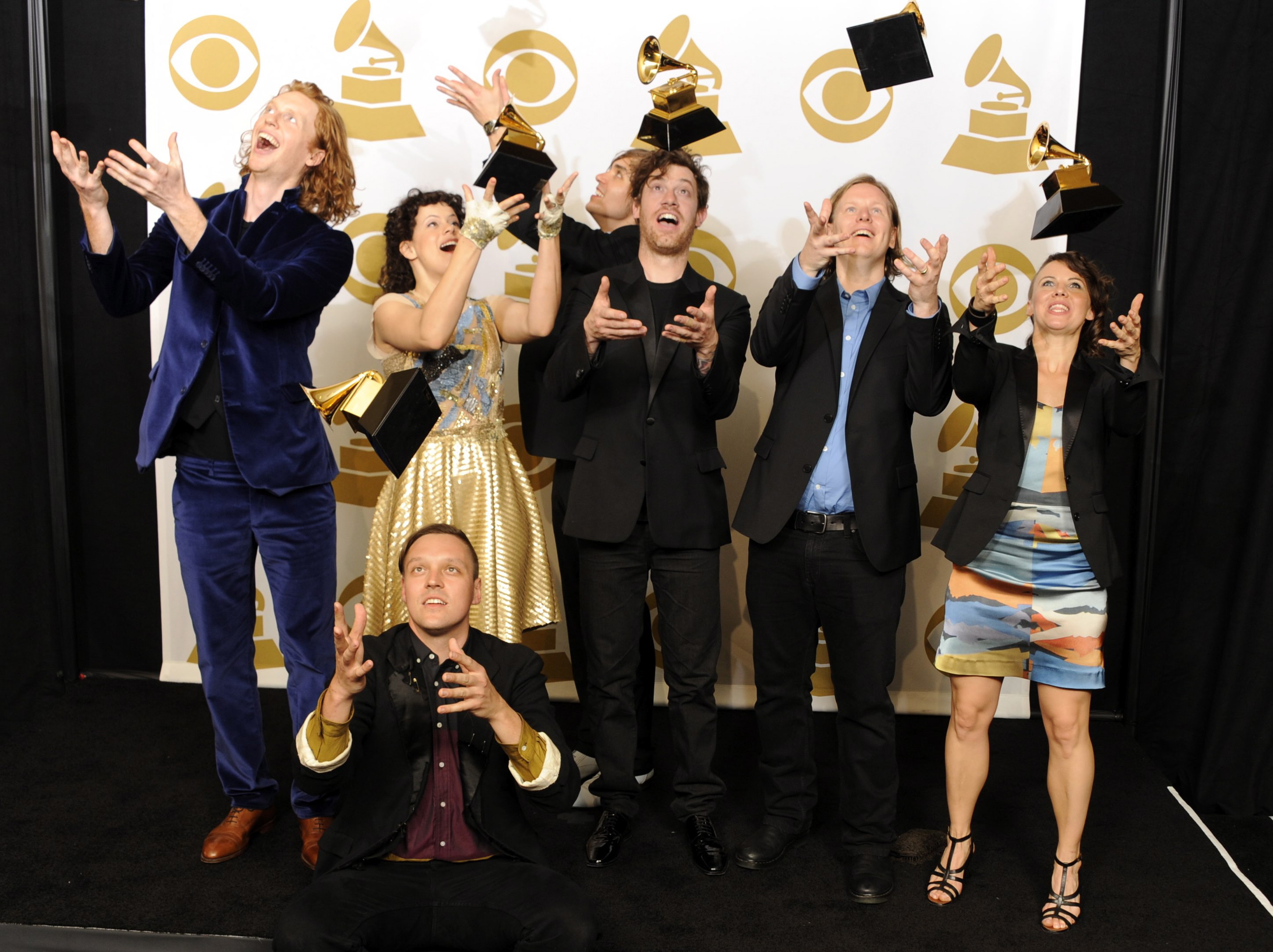 Albumem Roku został trzeci krążek kanadyjskiej formacji Arcade Fire