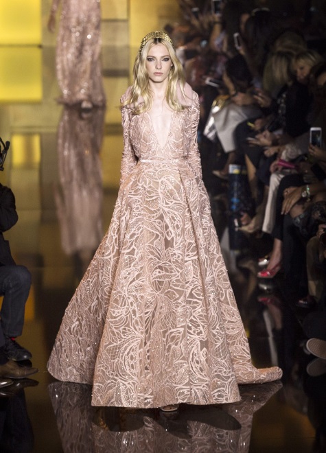 Pokaz kolekcji podczas Paris Fashion Week