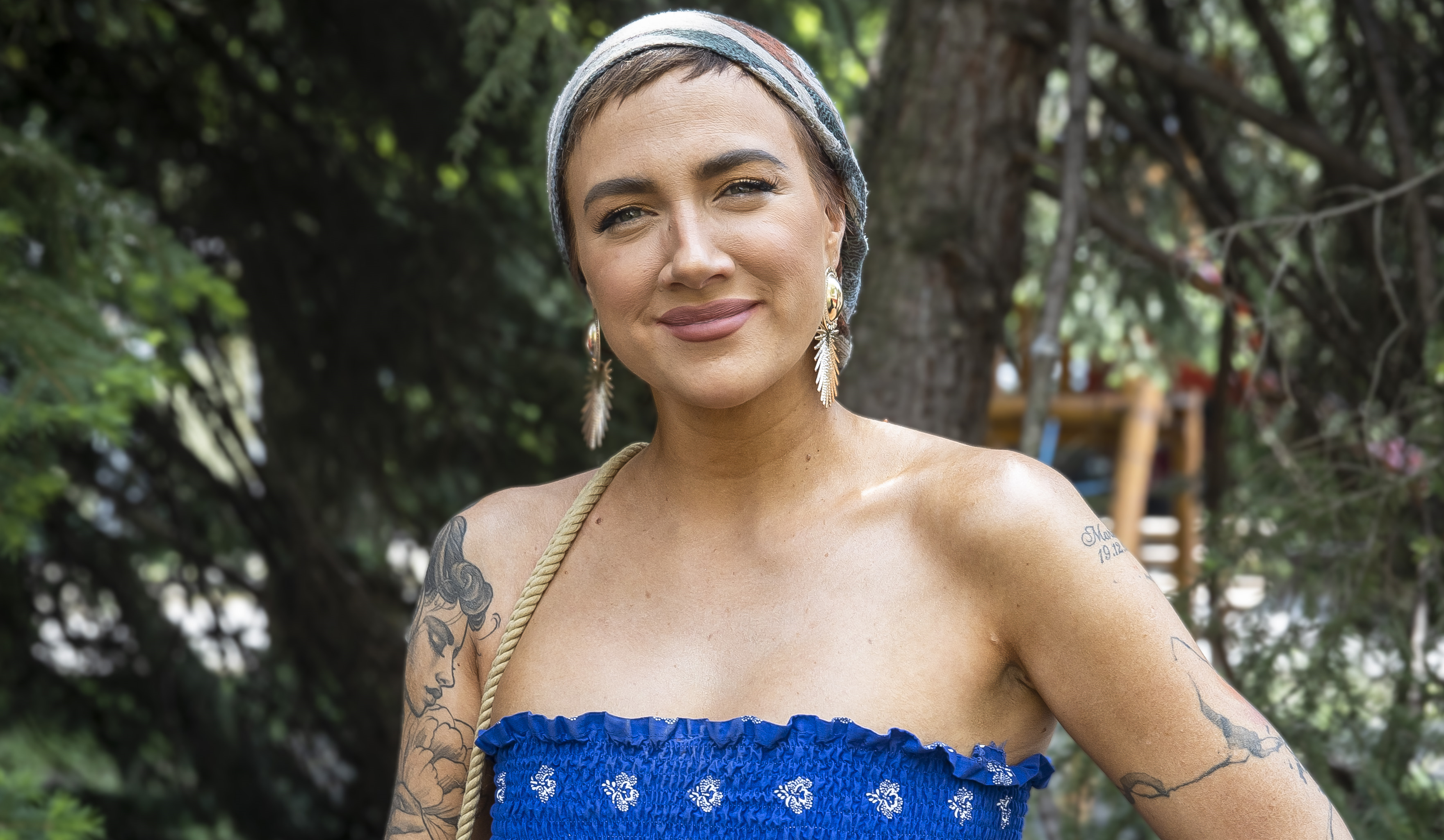 Tóth Gabi kapta a feladatot, hogy felvágja a Szent István napi kenyereket augusztusi 20-án