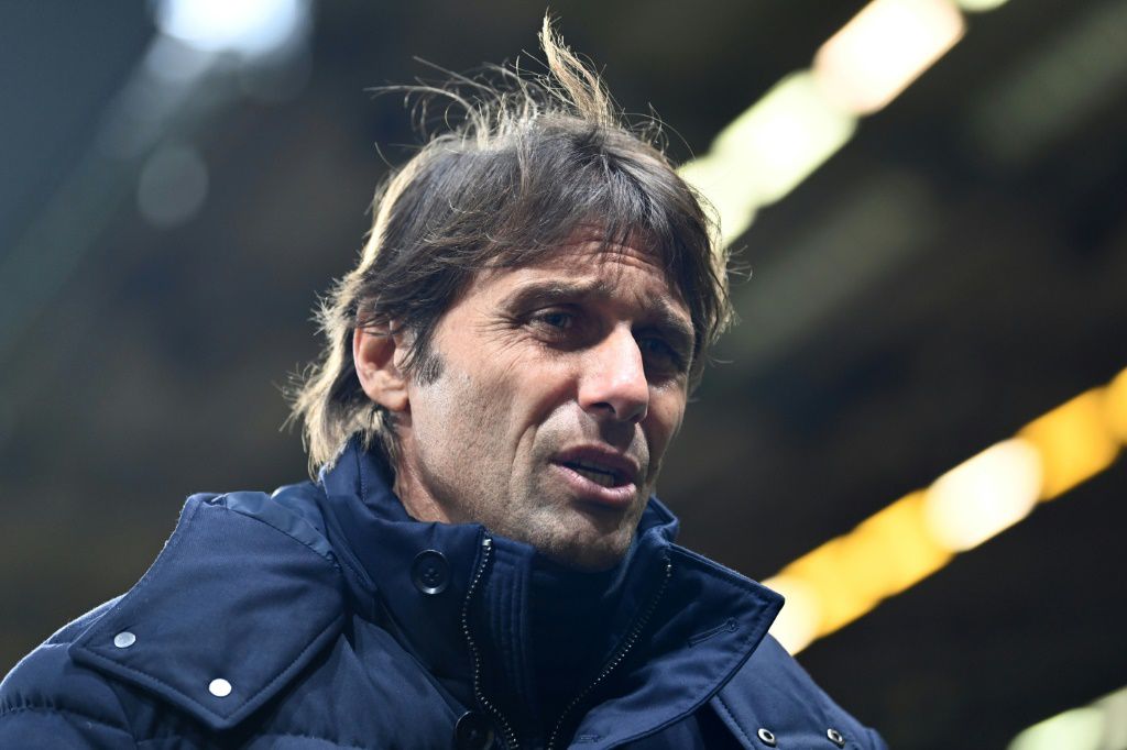 Spurs boss Conte holds \'productive\' meeting over new signings