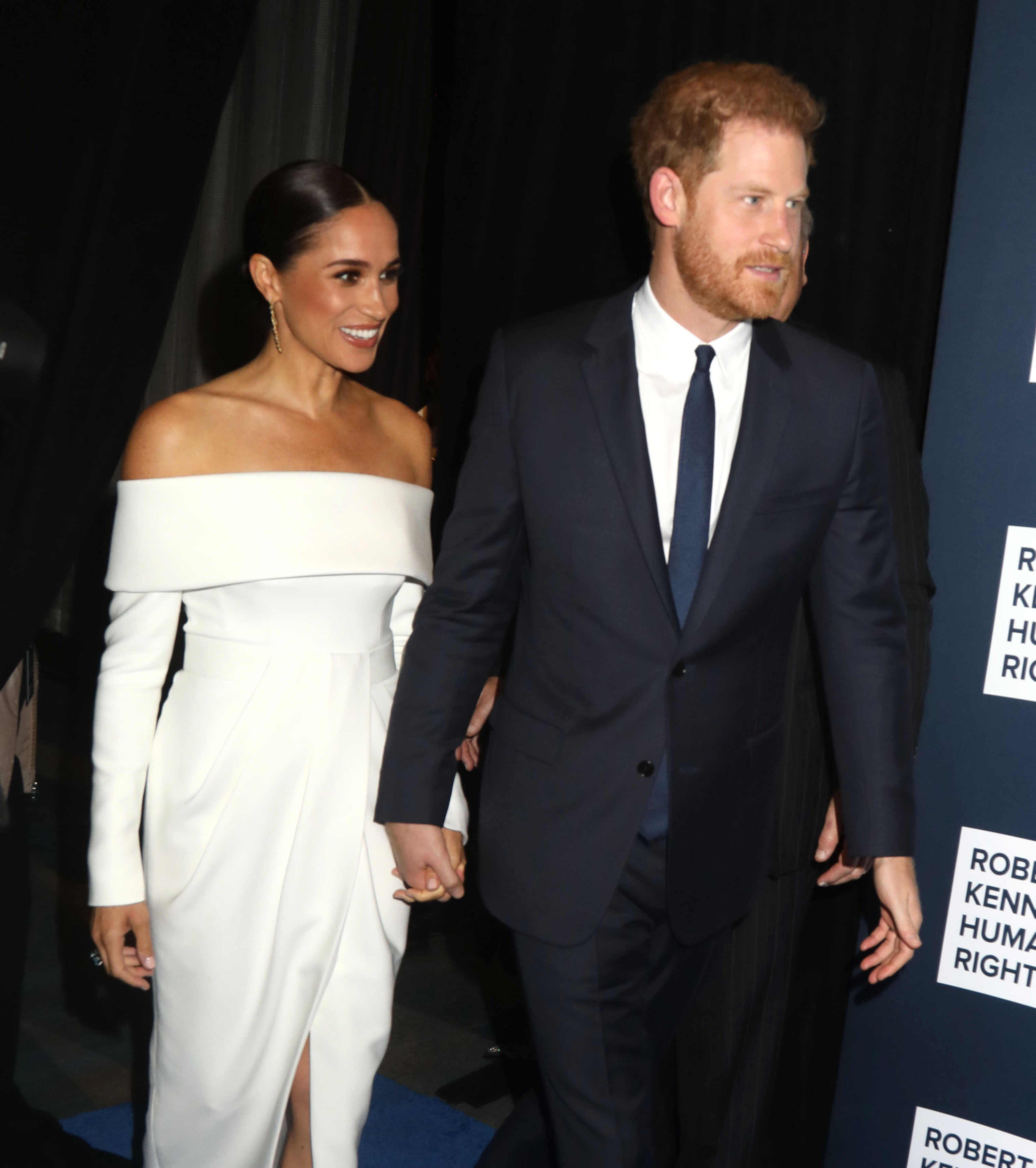 Előkerült Meghan Markle: először tűnt fel Harry herceg botrányos memoárjának megjelenése óta - videó