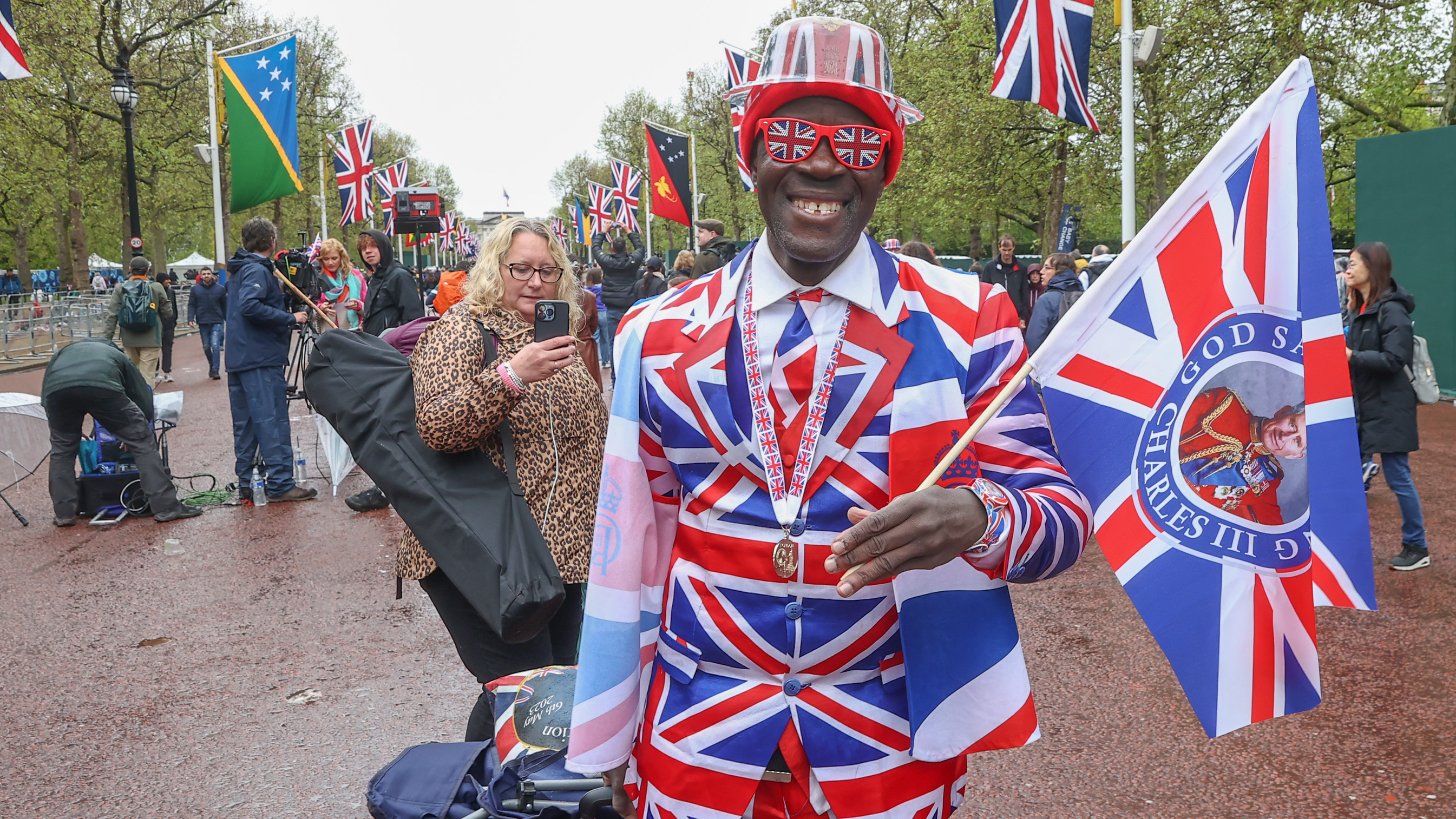 London már el is felejtette a koronázást, újra a turistáké a terep