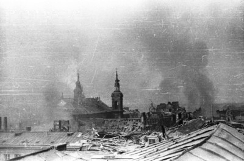 Warszawa - zdjęcia lotnicze sprzed wojny i powojenne